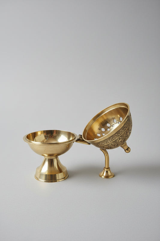 Traditional Dhoop Dani