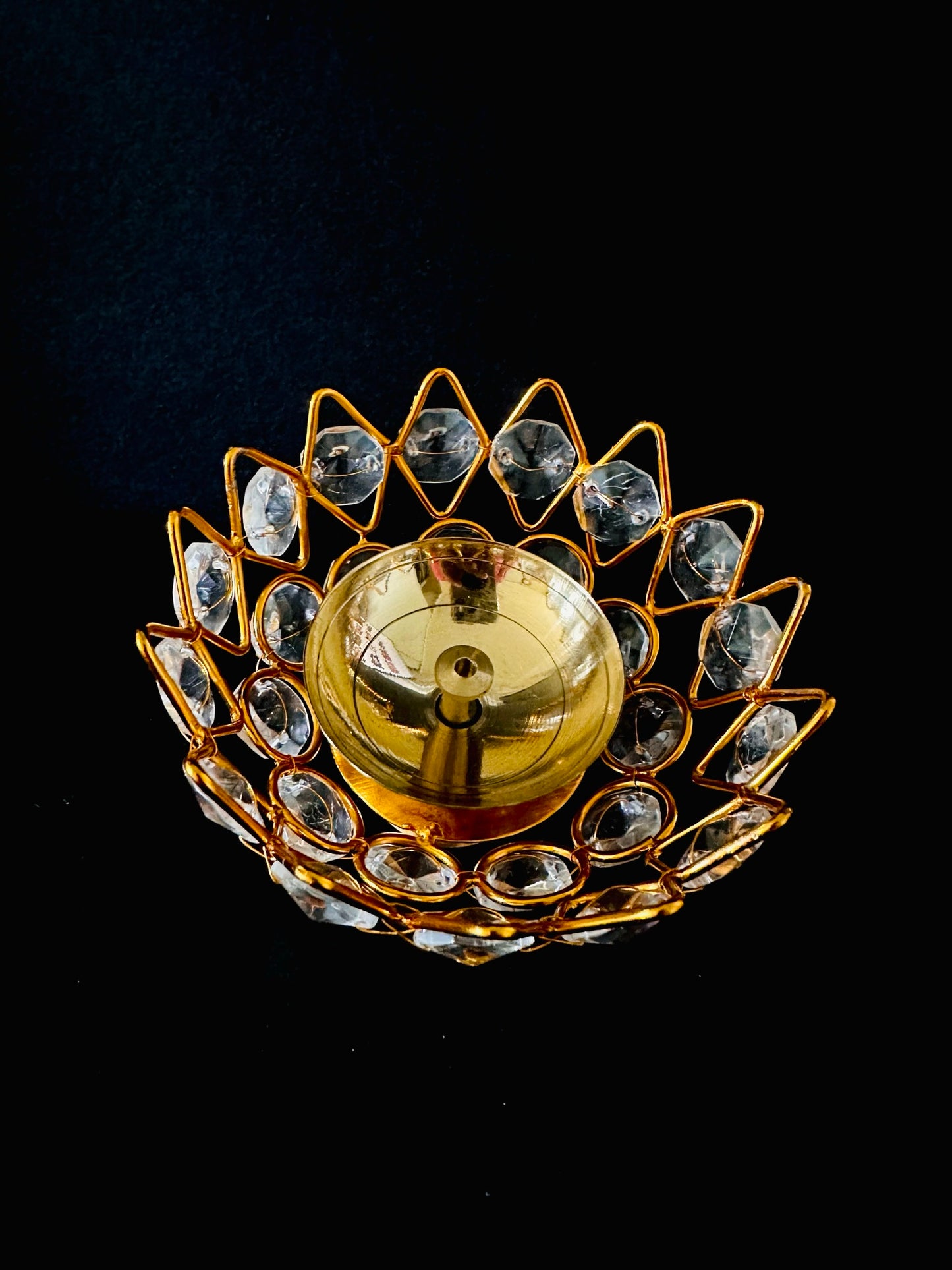 Crystal Lotus Oil lamp with Brass Diya