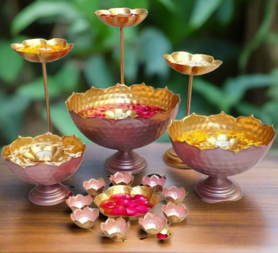 Taj urli Bowl Set with 3 Lotus tealight Candle Stand & Floating Diya